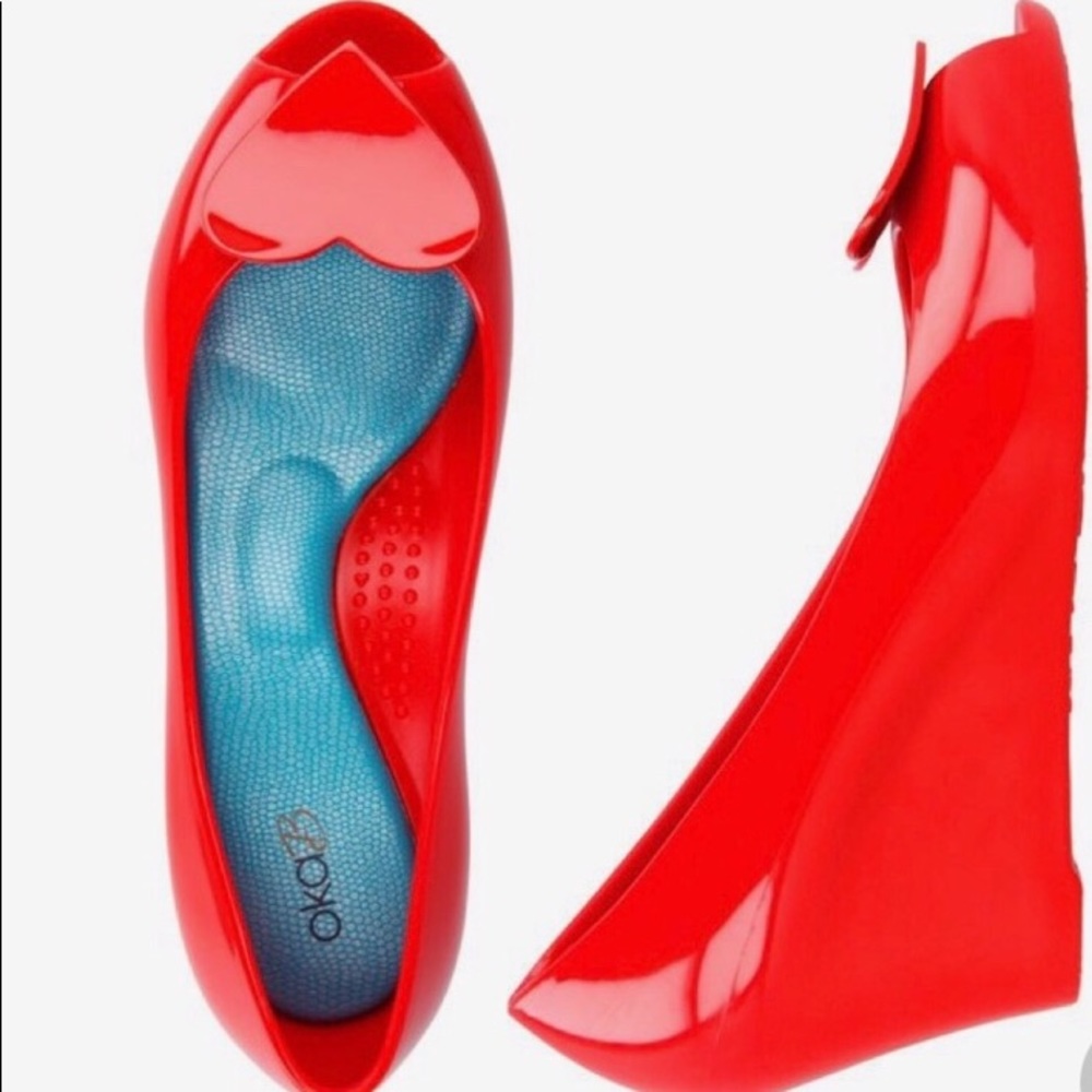 Oka b Wedges